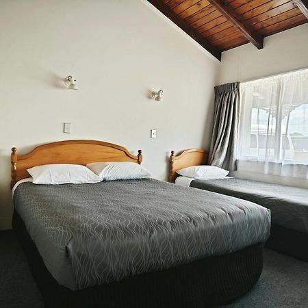 Accommodation at Te Puna Motel Tauranga Exterior foto