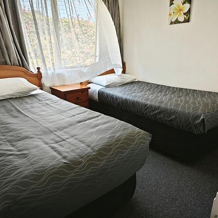 Accommodation at Te Puna Motel Tauranga Exterior foto